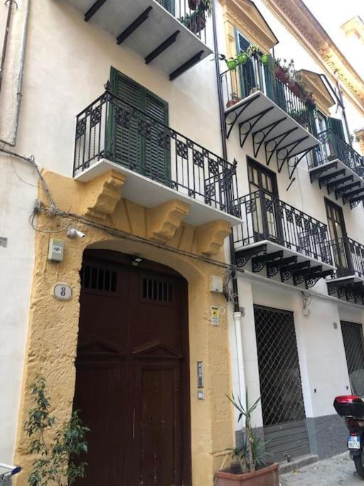 شقة A Casa Di Simona باليرمو المظهر الخارجي الصورة